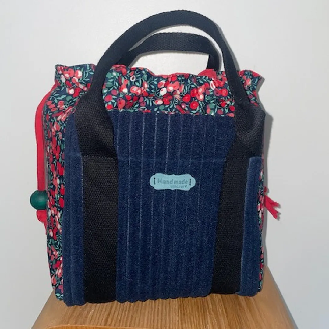 Sac artisanam en velour et coton